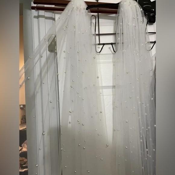 Bridal Wings / Cape / Veil White with pearls New - Picture 4 of 6